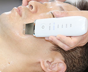 メンズフェイシャル：ウォーターピーリング