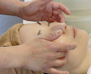 フェイシャルメニュー：フェイシャルエステ1